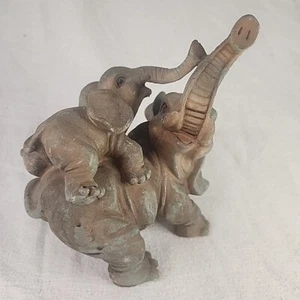 Elephant Safari Whimsical Father & Baby Piggyback Figurine Trunck Up 6 1/5" VTG  - Picture 1 of 7