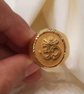 Dubai Handmade Gold Ring 22K Plain Yellow Gold OM Signet Men Gold Ring Dainty - Picture 1 of 8