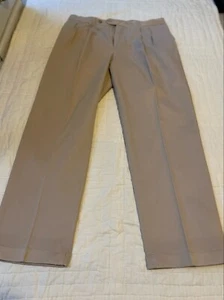 Jos. A Bank Traveler Collection Khaki 36W x 31L 100% Cotton RN31608 EUC - Picture 1 of 9