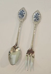 Holland Delft Flowers Fork & Spoon Enamel Detail. Appetizer, Serving, Cake. VTG - Picture 1 of 6