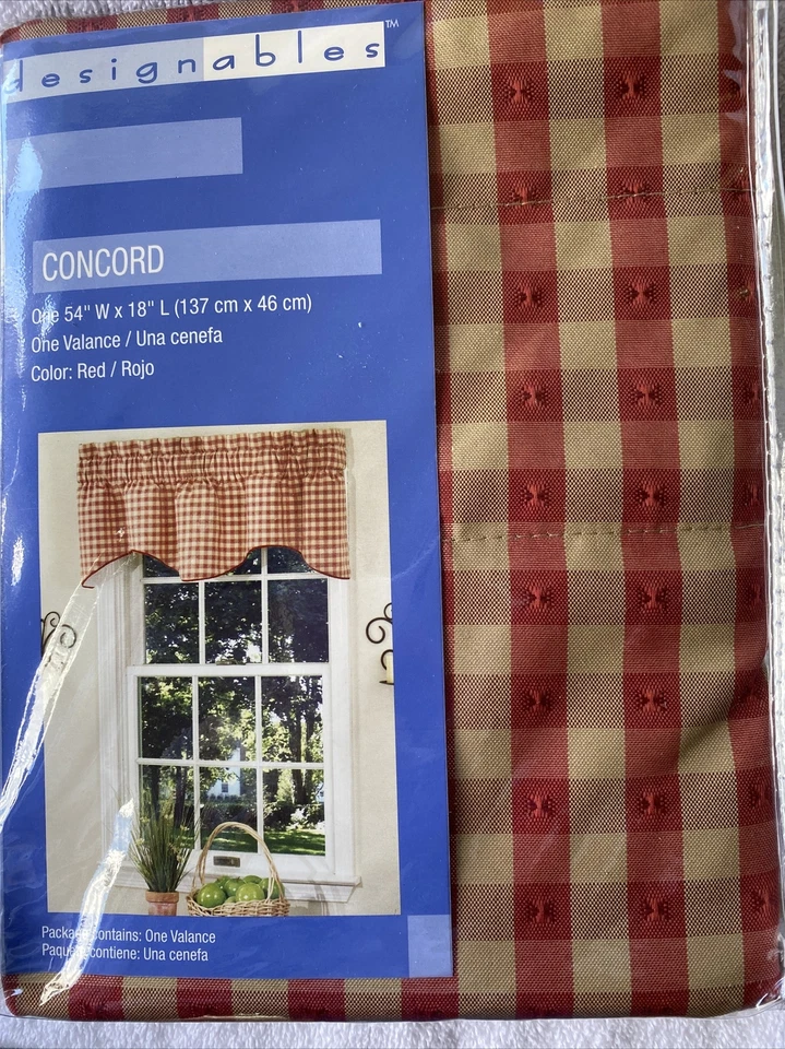 Designables Concord Valance. Красный и желтовато-коричневый клетчатый 54 дюйма ширина x 18 дюймов длина - Изображение 1 из 1