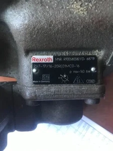 ♕♕♕  REXROTH PUMP PV7-1X/16-20RE01MC0-16 R900580382 + coupling  UPS/FedEx  ♕♕♕ - Picture 1 of 4