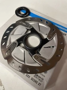 Shimano Ultegra SM-RT800-SS 140mm Disc Brake Rotor under 500 miles use - Picture 1 of 3