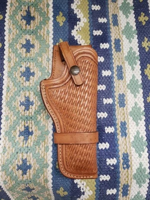 Browning Leather Basket Weave Pistol Holster - Model 41163 Mexico Vintage  - Image 1 of 4