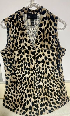 INC Sleeveless Blouse Med Animal Print Zip Pocket Excellent Cond Free Shipping  - Image 1 of 2