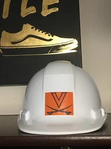 Sombrero duro Virginia Cavaliers equipo universitario de fútbol americano NCAA blanco Pyramex Ridgeline - Imagen 1 de 1