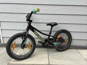 Specialized Riprock 16 Kinderfahrrad - Schwarz - Guter Zustand - Bild 1 von 10