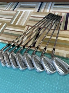 Titleist DCI 990 Iron - Picture 1 of 5