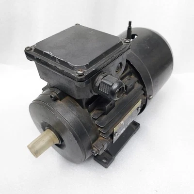 BALDOR MOTOR CAT.NO MBS 712-4B3B VOLTS 240/415 HZ 50 KW 0.37 RPM 1370  PH 3 - Image 1 of 4