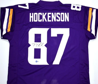 Jersey TJ Hockenson Autografiado Púrpura Estilo Profesional - Beckett con Holograma *Negro Foto 1 de 4