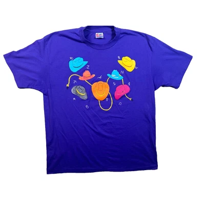 Camiseta Hanes Púrpura XL De Colección Sombreros de Vaquero del Oeste Marcas Camiseta de Puntada Única Foto 1 de 4