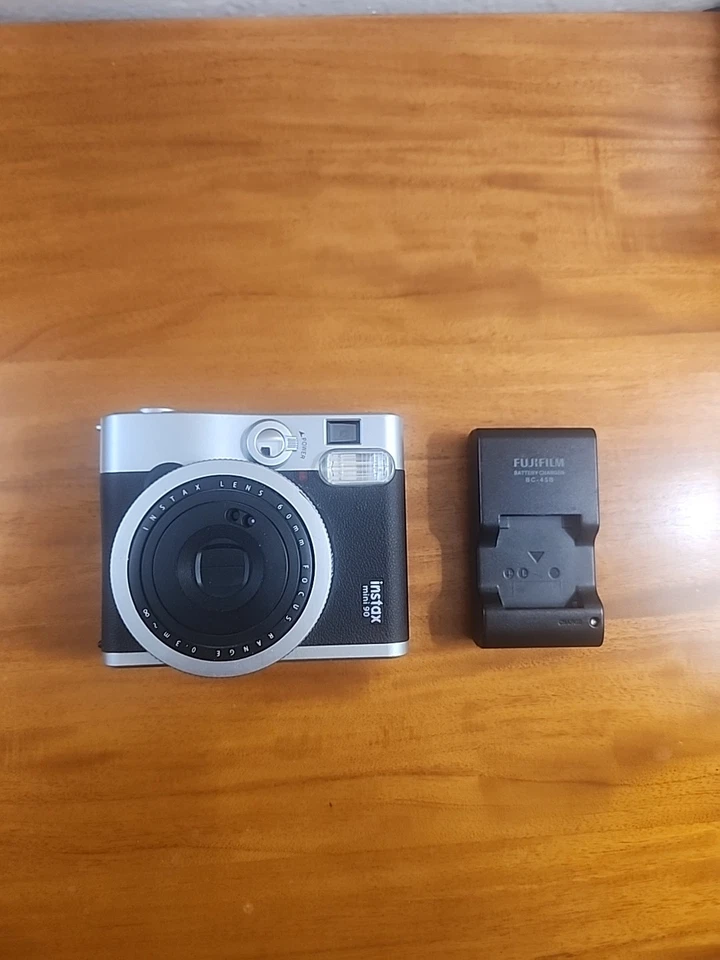 Fujifilm Instax Mini 90 Neo Classic Instant Film Camera Working & Travel charger - Image 1 of 4