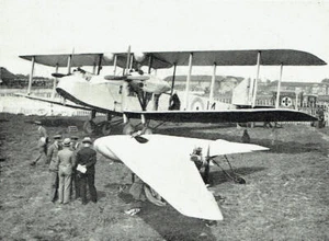 Hendon Aerodrome RAF Display Pterodactyl Aeroplane 1928 2 Page Photo Article M35 - Picture 1 of 4