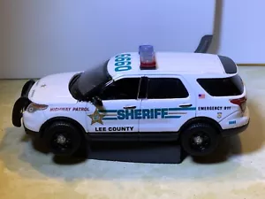 Sheriff Lee county police car Custom graphics new 1:43 scale ford by motor max - Picture 1 of 8