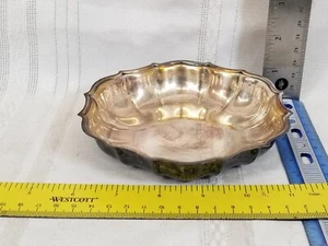 Chippendale International Silver Co. 6395 Silver Plated Nut & Candy Dish 5 1/2" - Picture 1 of 4