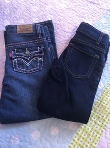 🌈 Lot Of 2 Girls Jeans, Levis and Childrens Place. Both Size 4. - Picture 1 of 6