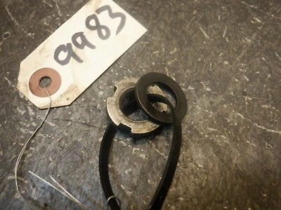 Honda ATC 200 ES 1984 tuerca de embrague grande roja 9983 Foto 1 de 2