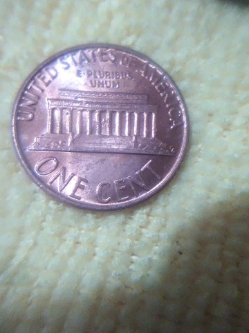 Brilliant red grade.  1978 Lincoln Memorial Penny,, Open to offers Cover
