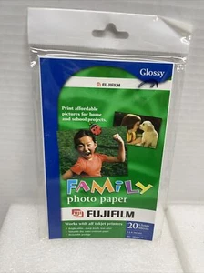 Papel fotográfico Fuji Film 4x6 pulgadas 20 hojas brillantes - Imagen 1 de 2