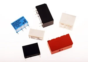 V23061-A1007-A502 PowerRelais cierre SPSTS 1 forma A 8A 24V TORNILLO *NUEVO*#714770 - Imagen 1 de 1