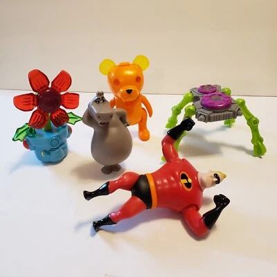 Lot of 5 McDonald's Happy Meal Toys Spy Kids 2 Madagascar Incredibles Pre-owned - Image 1 of 4