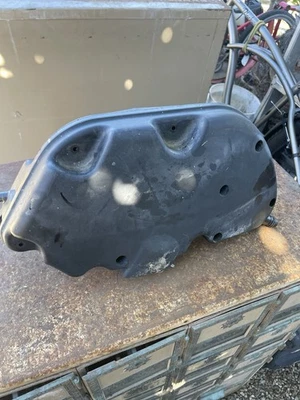 VESPA GTS OEM  AIR BOX - image 1 of 4