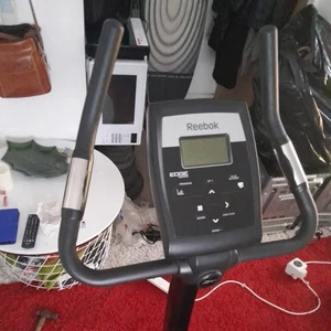 Reebok Edge Series Home Gym Mains Powered Exercise Bike RE0M-11201-BKWH - Picture 1 of 9
