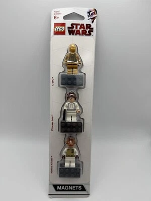 New LEGO Star Wars 852843 Minifig Magnet 3 pack C-3PO Leia Admiral Ackbar C3PO  - Image 1 of 2