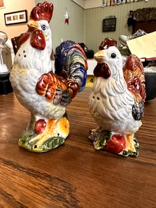Vintage Salt And Pepper  Shaker Ceramic Hen And  Rooster Figurine ✔ - Picture 1 of 7