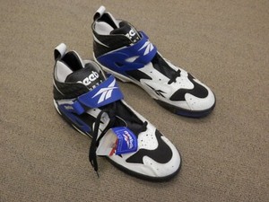 pump sneakers 90s