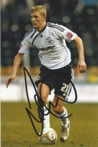 DERBY: DEAN MOXEY SIGNED 6x4 ACTION PHOTO+COA - Picture 1 of 1