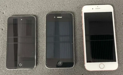 Lote de 3 Apple iPhone/iPod - Modelos Mixtos Desbloqueado Foto 1 de 4