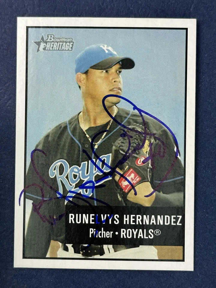 Runelvys Hernandez Autograph Signed 2003 Bowman Heritage Royals - Image 1 of 1