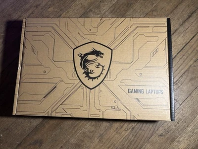 Portátil para juegos MSI Vector 16 HX 16 240Hz: Intel Core i9-14900HX, RTX 4090 Foto 1 de 4