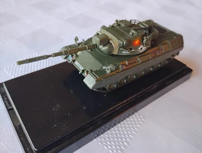 Altaya Leopard 1A2 1998 Diecast 1/72 - Image 1 of 4