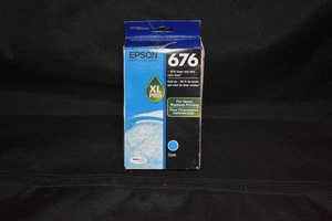 Oryginalny wkład z cyjanowym atramentem Epson 676 XL - T676XL220, fabrycznie nowy, bezpłatna wysyłka - Zdjęcie 1 z 3