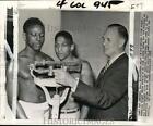 1958 Press Photo Boxers Don Jordan, Virgil Akins & Secretary Clayton Frye, Ca