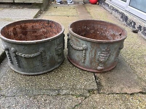Victorian Cast Iron Planter - Picture 1 of 7