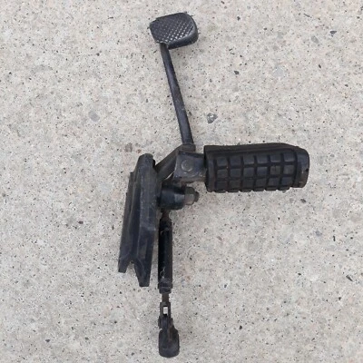 Yamaha XJ750 1983 Midnight Maxim pedal de freno trasero, acoplamiento y soporte Foto 1 de 3