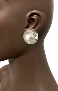1" Drop Silver Tone Starry Statement Casual Urban Everyday Clip On Earrings - Picture 1 of 3