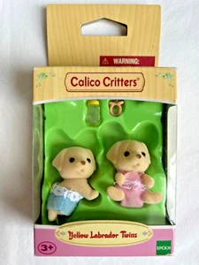 Calico Critters Bebé Amarillo Labrador Gemelos Nuevo - Imagen 1 de 2