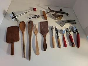Vintage Küchenutensilien riesiges Konvolut Holzlöffel Küchenutensilien - Bild 1 von 5
