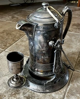 Jarro de água basculante Reed & Barton 1878 placa de prata com copo 1878 forro de cerâmica - Imagem 1 de 4