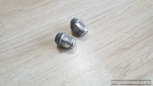Tuerca para rueda de caravana Dodge Chrysler jeep 6502738 fabricante de equipos originales qty2 - Imagen 1 de 3