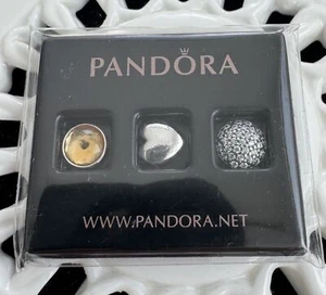 Auténtico Pandora Noviembre Pequeños Elementos Paquete Dijes #792091CI - Imagen 1 de 2