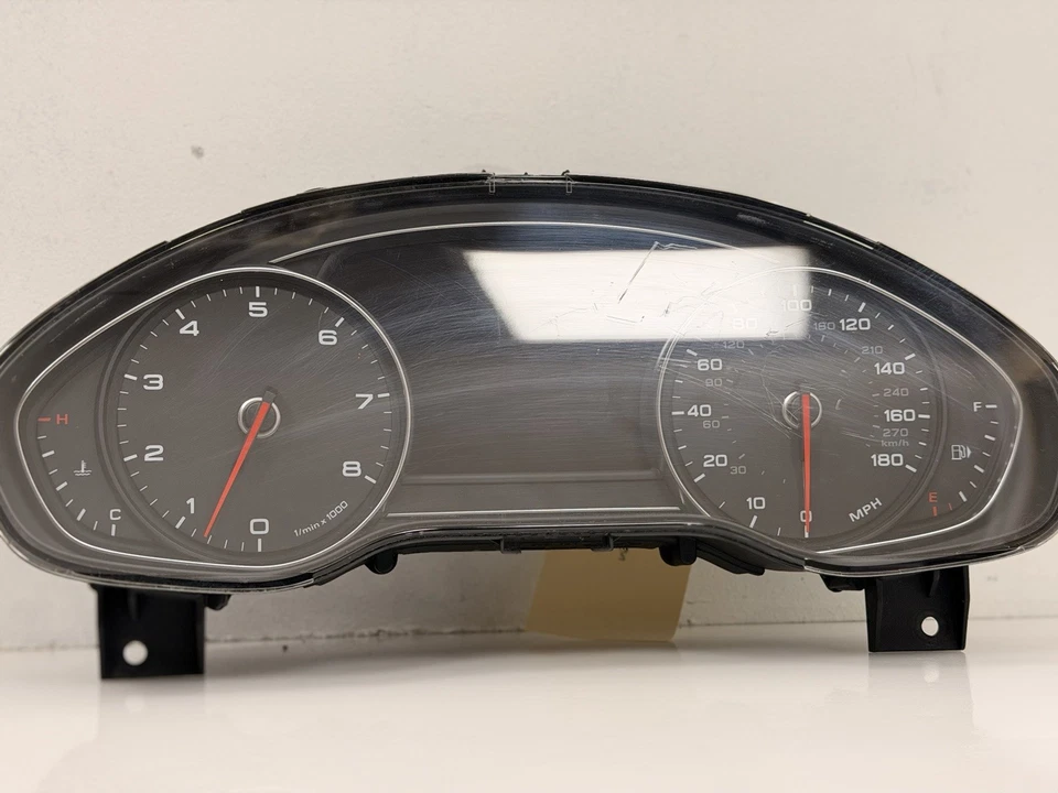 AUDI A8 QUATTRO 2012-2014 - Cuadro de instrumentos/velocímetro 4H0920980K 116 k mil Foto 1 de 4