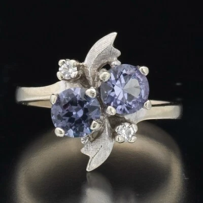 ANILLO DE ALEJANDRITA Y DIAMANTES DE ORO BLANCO CREADO EN LABORATORIO TALLA 4 Foto 1 de 4