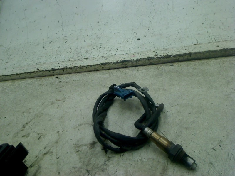 SONDE LAMBDA Citroën C5 I Break (DE) Combi 2.0 16V (EW10J4(RFN)) 2004 #47555 - Photo 1/1