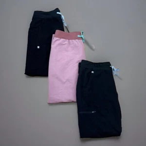 FIGS Lot Of 3 EUC Women’s Size Medium: Black, Blush Pink & Black - Picture 1 of 22