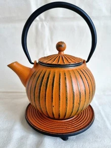 traditionelle japanische Tee-Eisenkanne - Bild 1 von 11
